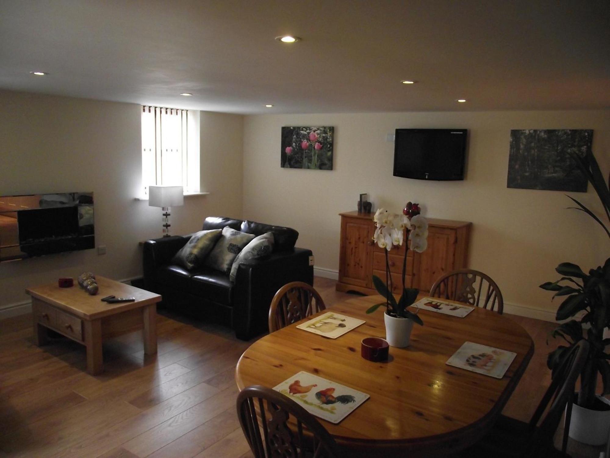 Carpenters Cottages Llanishen Luaran gambar