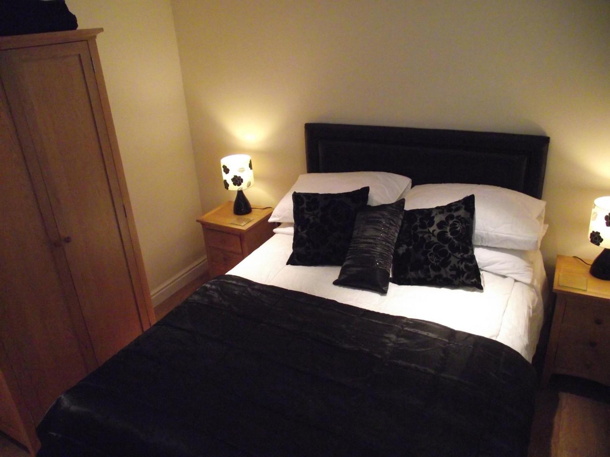 Carpenters Cottages Llanishen Luaran gambar