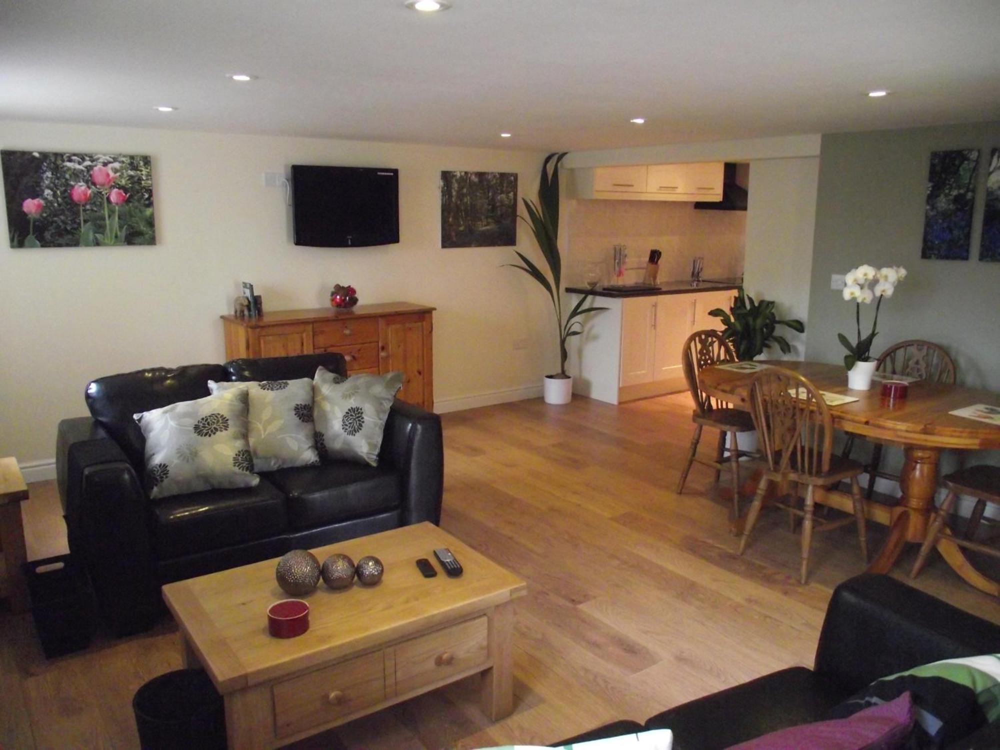 Carpenters Cottages Llanishen Luaran gambar